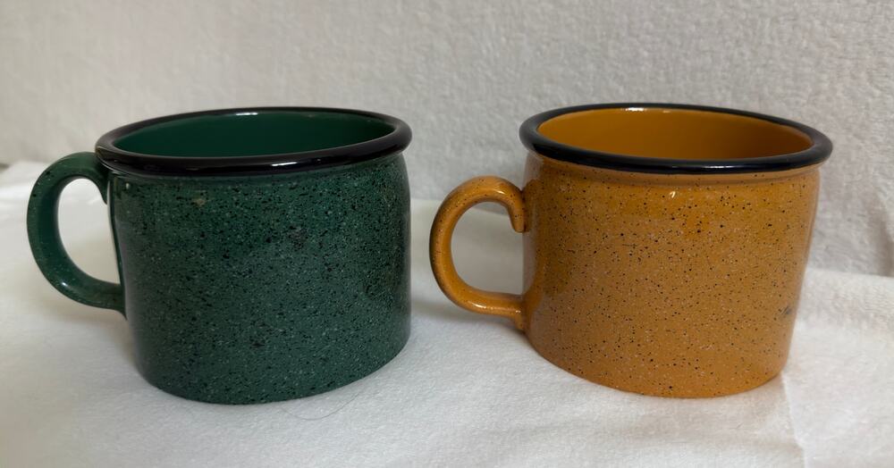 Vintage Crate & Barrel Splatter Coffee Mugs Set of 2 Italy Campfire Rim